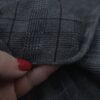 ⁦בד סריג משובץ בצבע אפור⁩ – תמונה ⁦4⁩