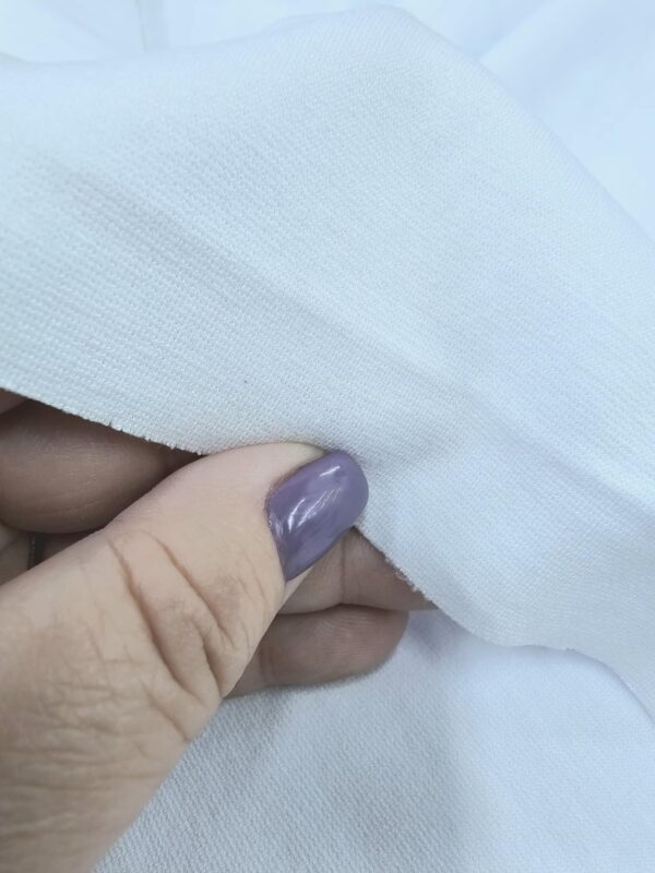 ⁦בד ג'רזי בצבע לבן⁩ – תמונה ⁦2⁩