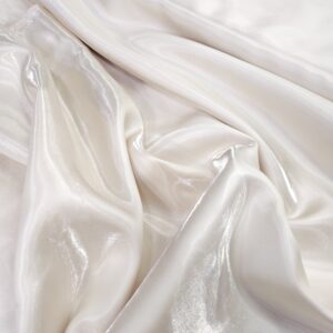 אורגנזה סאטן דו־שכבתי בצבע קרם
