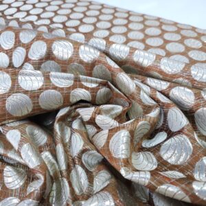 בד ברוקרד דגם ירח על חימר